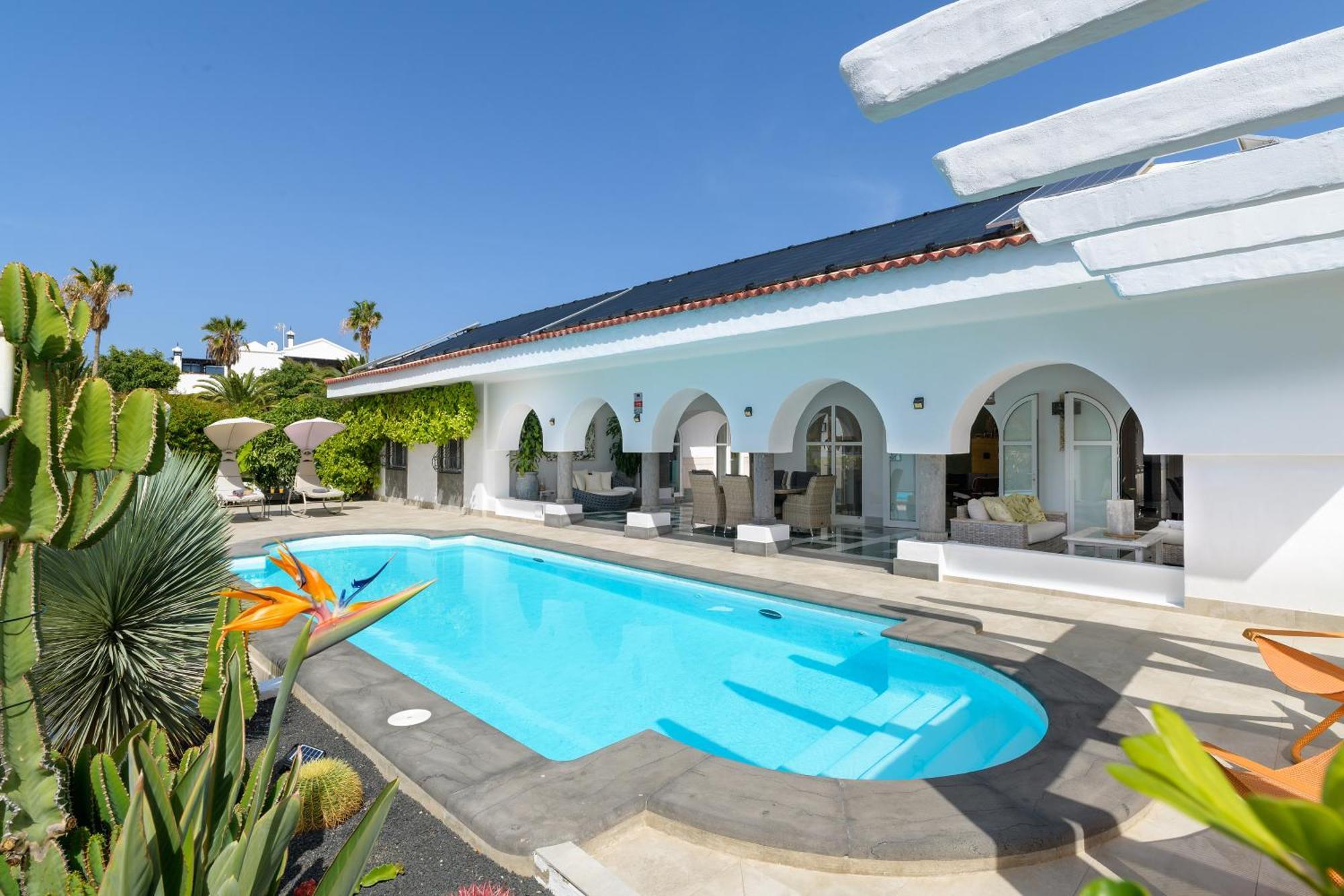 Oasis De Lujo - Luxury Boutique Villa كوستا تاغيسي المظهر الخارجي الصورة